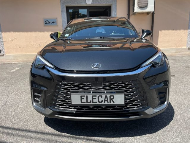 Lexus LBX Hybrid Relax - foto 2 di 4