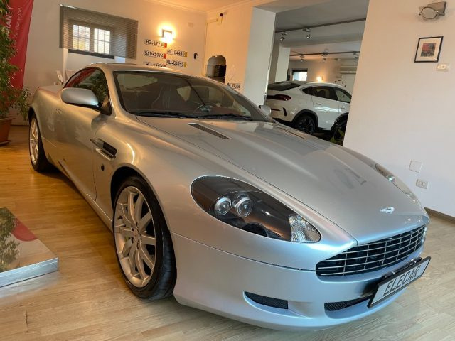 Aston Martin DB9 Coupé Touchtronic - foto 3 di 11