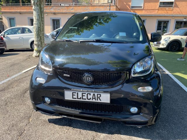 smart forTwo BRABUS 0.9 Turbo twinamic 125 R - foto 2 di 4