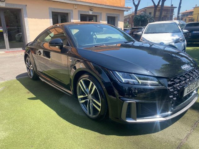 Audi TT Coupé 40 TFSI S tronic s line - foto 3 di 4