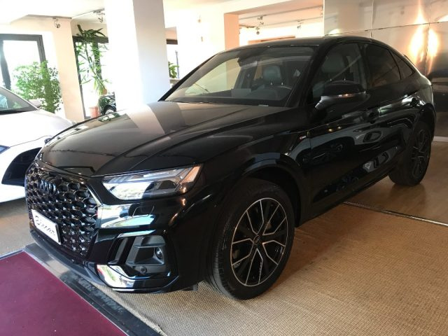 Audi Q5 SPB 40 TDI quat. S tro. Identiy Black prezzo reale usato a ROMA