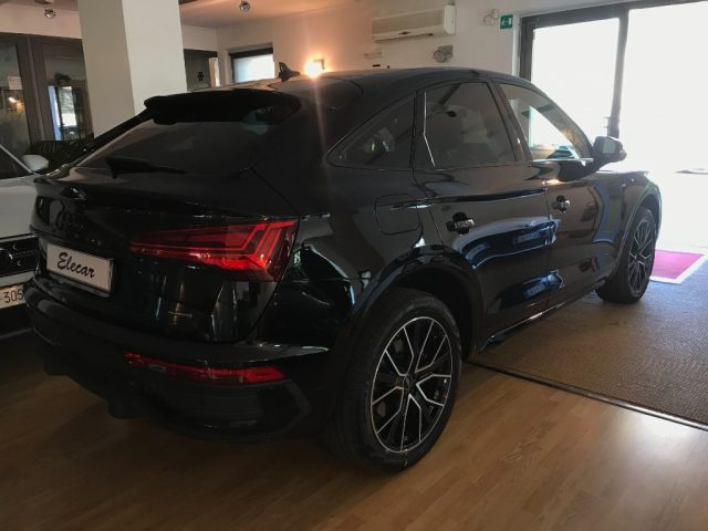 Audi Q5 SPB 40 TDI quat. S tro. Identiy Black prezzo reale - foto 4 di 4