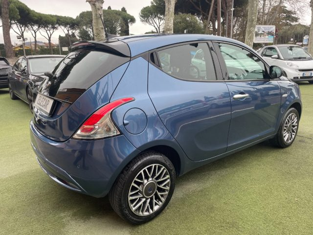 Lancia Ypsilon 1.0 FireFly 5 p S&S Hyb Gold Plus TUA A 196 AL M. - foto 4 di 4