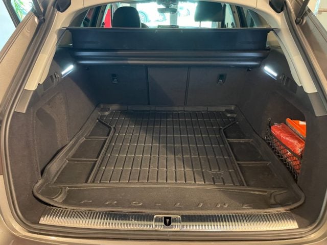 Audi A4 allroad 40 TDI 204 CV S tronic FARI MATRIX INT.PELLE TOTAL, del 2021, 52.800 km, in vendita a Roma (RM)