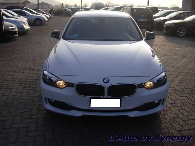 BMW 316 d Touring Business aut. - foto 2 di 4