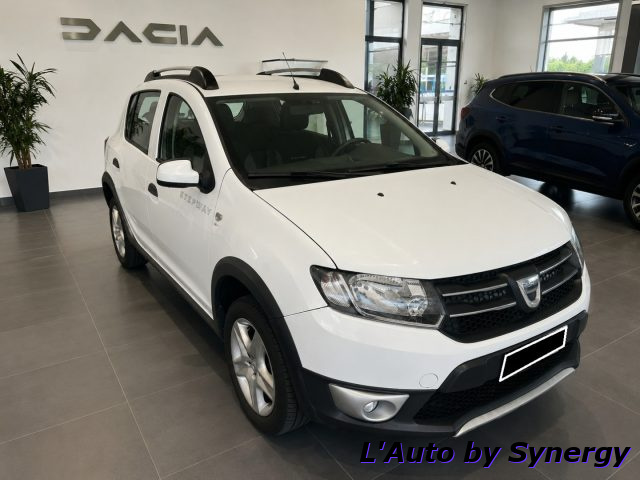 Dacia Sandero Stepway 0.9TCe 12V90CVStart&Stop aut. MOTORE Nuovo - foto 2 di 4