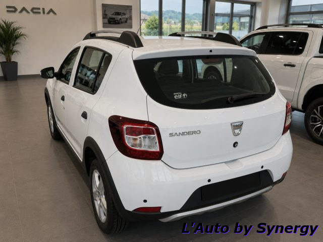 Dacia Sandero Stepway 0.9TCe 12V90CVStart&Stop aut. MOTORE Nuovo - foto 3 di 4