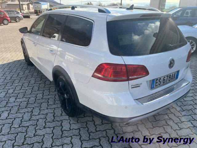 Volkswagen Passat Alltrack 2.0 TDI DSG 4motion BlueMotion Tech. - foto 3 di 4