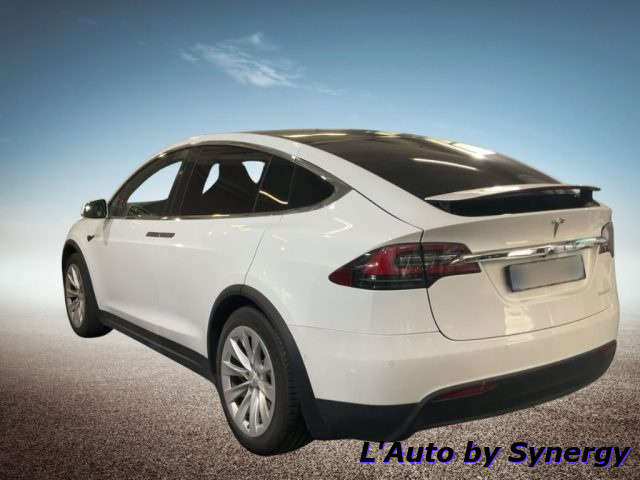 Tesla Model X AWD Performance - foto 2 di 8