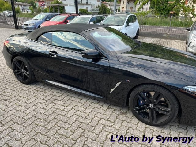 BMW 840 d Cabrio xDrive Msport Carbon core Black - foto 4 di 4