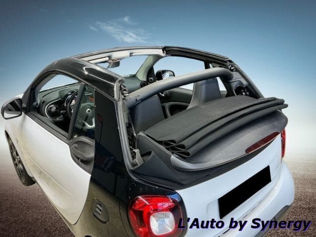 smart forTwo 90 0.9 T twinamic cabrio Prime - foto 3 di 4