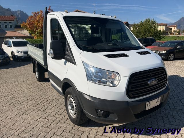 Ford Transit 350 2.2TDCi 125CV CASSONE FISSO ? PATENTE B, del 2016, 129.000 km, in vendita a Cogollo Del Cengio (VI)