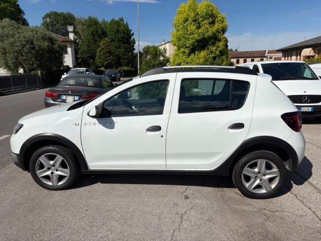 Dacia Sandero Stepway 1.5 dCi 8V 90CV Start&Stop Prestige - foto 2 di 4