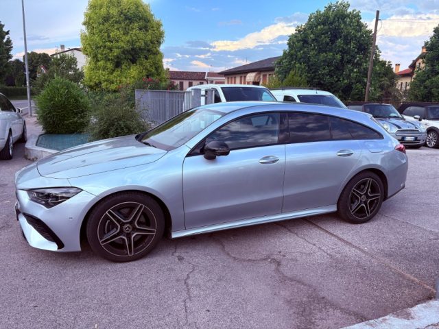 Mercedes-Benz CLA 220 d Automatic Shooting Brake AMG Line Premium - foto 2 di 4