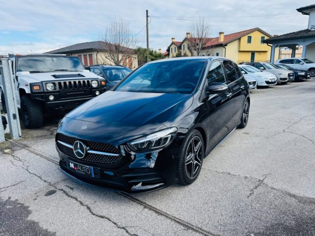 Mercedes-Benz B 180 d Automatic AMG Line Premium usato a STRA