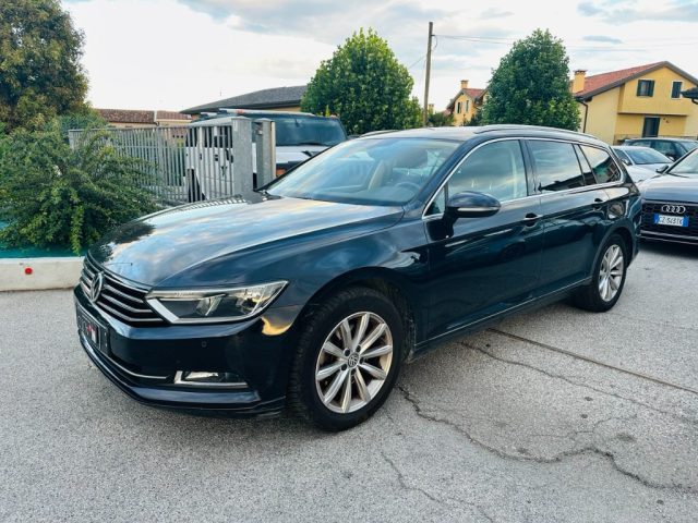 Volkswagen Passat Variant 1.6 TDI Business BlueMotion Technology usato a STRA