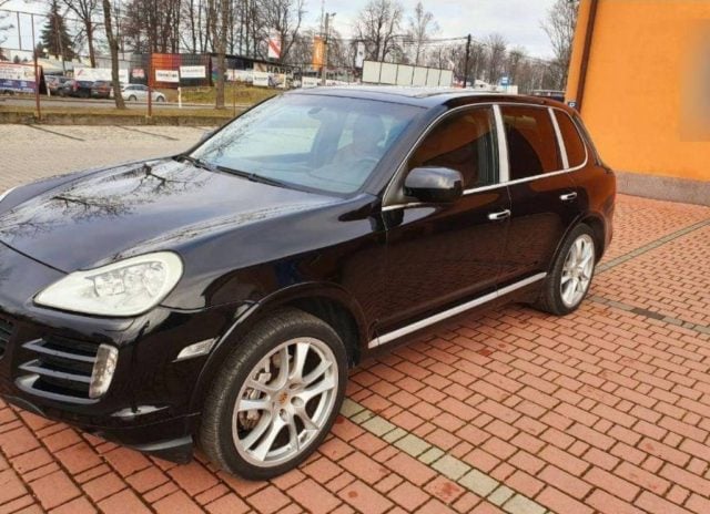 Porsche Cayenne 4.8 S - foto 2 di 4