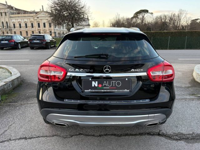 Mercedes-Benz GLA 220 d Automatic 4Matic Sport usato a STRA