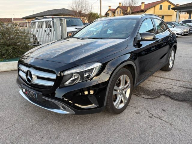 Mercedes-Benz GLA 220 d Automatic 4Matic Sport usato a STRA
