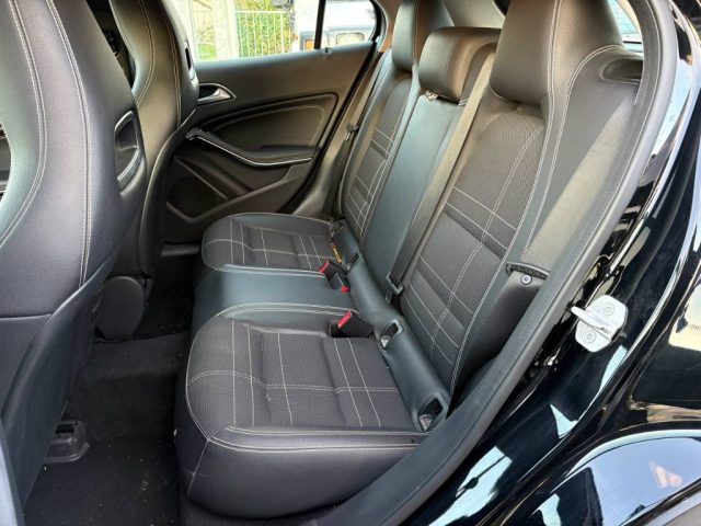 Mercedes-Benz GLA 220 d Automatic 4Matic Sport usato a STRA
