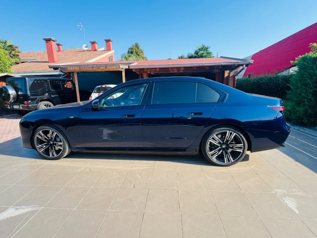 BMW i7 xDrive 60 Msport - foto 4 di 20