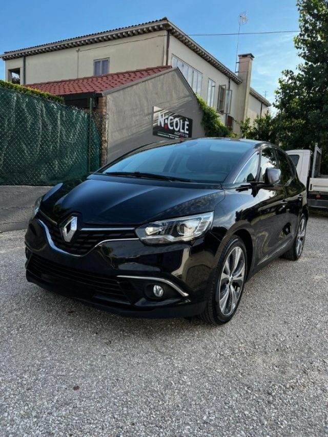 Renault Scenic Scénic Blue dCi 120 CV Business -AUTOCARRO -, del 2019, 144.000 km, in vendita a Stra (VE)