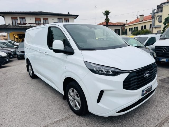 Ford Transit Custom 280 2.0 EcoBlue 136CV PC Furgone Titanium - foto 2 di 4