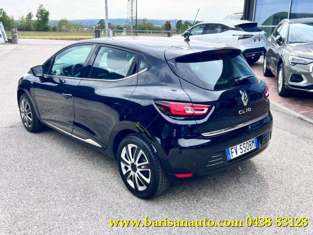 Renault Clio TCe 12V 75 CV 5 porte Moschino Zen - foto 4 di 4