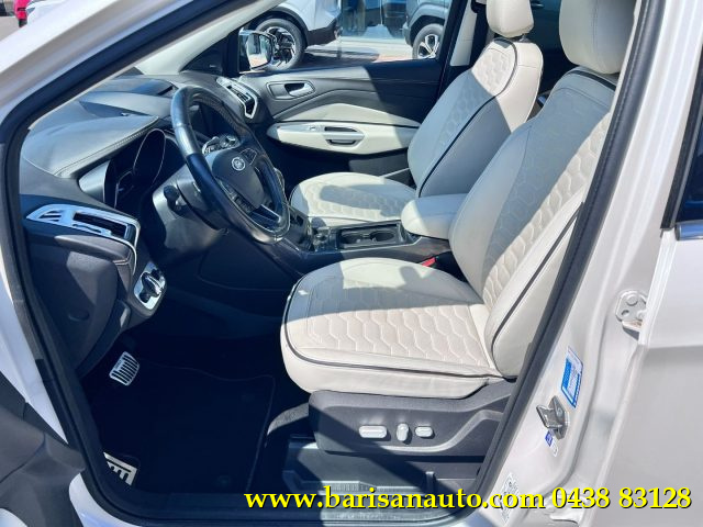 Ford Kuga 2.0 TDCI 150 CV S&S 4WD Powershift Vignale - foto 4 di 18