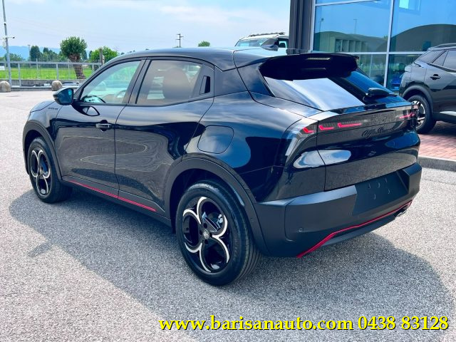 Alfa Romeo Junior 1.2 145 CV Hybrid eDCT6 Speciale Pack Techno - foto 4 di 18