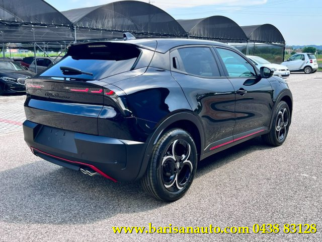 Alfa Romeo Junior 1.2 145 CV Hybrid eDCT6 Speciale Pack Techno - foto 3 di 18