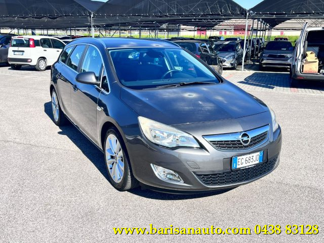 Opel Astra 1.7 CDTI 110CV Station Wagon Cosmo - foto 2 di 4