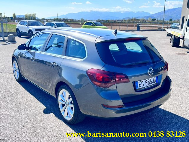 Opel Astra 1.7 CDTI 110CV Station Wagon Cosmo - foto 4 di 4