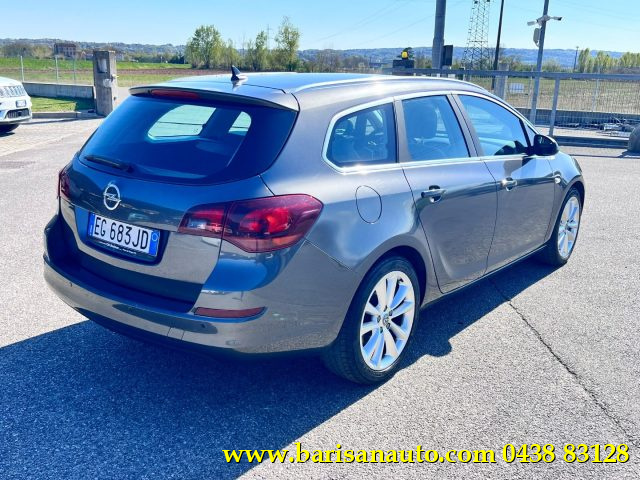 Opel Astra 1.7 CDTI 110CV Station Wagon Cosmo - foto 3 di 4