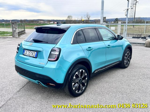 Fiat 600 Hybrid 100 CV DCT MHEV La Prima / Azzurro Marino usato a PIEVE DI SOLIGO