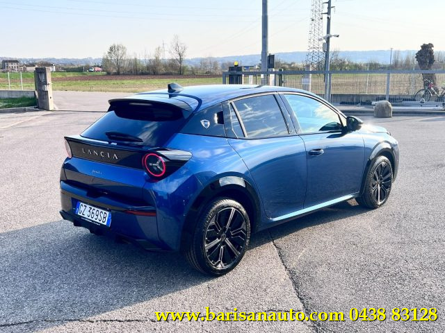 Lancia Ypsilon Hybrid e-DCT Edizione Cassina - foto 3 di 4