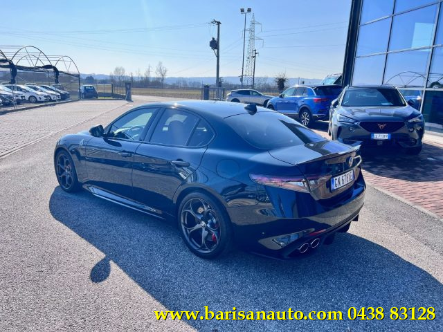 Alfa Romeo Giulia 2.9 T V6 AT8 Quadrifoglio - foto 4 di 4