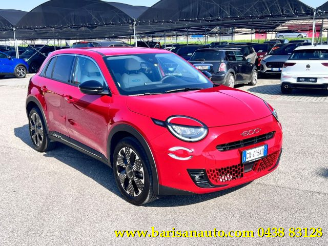 Fiat 600 Hybrid 100 CV DCT MHEV La Prima / Rosso Passione - foto 2 di 4