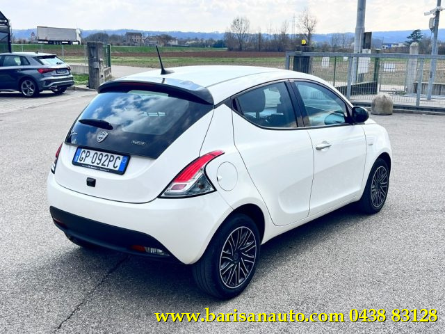 Lancia Ypsilon 1.0 FireFly 5 porte S&S Hybrid Gold usato a PIEVE DI SOLIGO