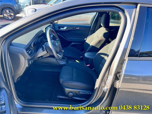 Ford Focus 1.0 EcoBoost Hybrid 125 CV 5p. ST-Line - foto 2 di 4