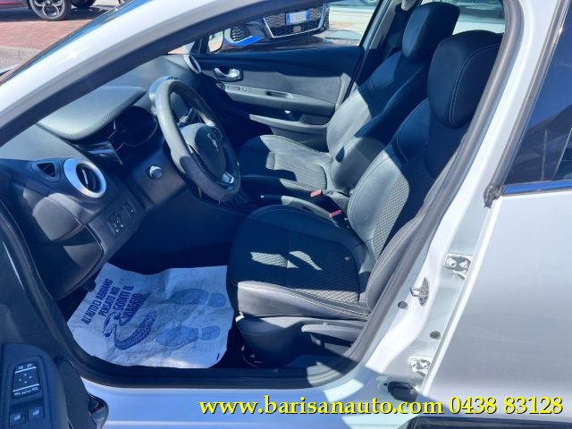Renault Clio dCi 8V 75 CV 5 porte Duel / Autocarro N1 5 Posti - foto 4 di 4