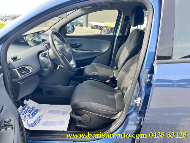Lancia Ypsilon 1.0 FireFly 5 porte S&S Hybrid Gold, del 2023, 38.000 km, in vendita a Pieve Di Soligo (TV)