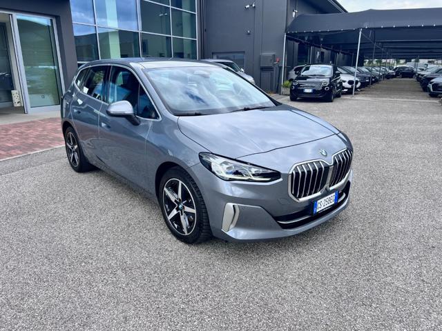 BMW 218 d Active Tourer Luxury usato a PIEVE DI SOLIGO