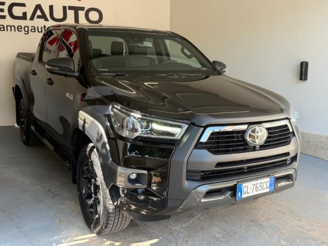 Toyota Hilux 2.8 D A/T 4WD 4 porte Double Cab Invincible - foto 4 di 4