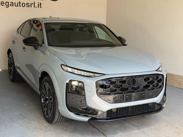 Audi Q3 SPB TDI 110 kW S tronic S Line edition - foto 4 di 4