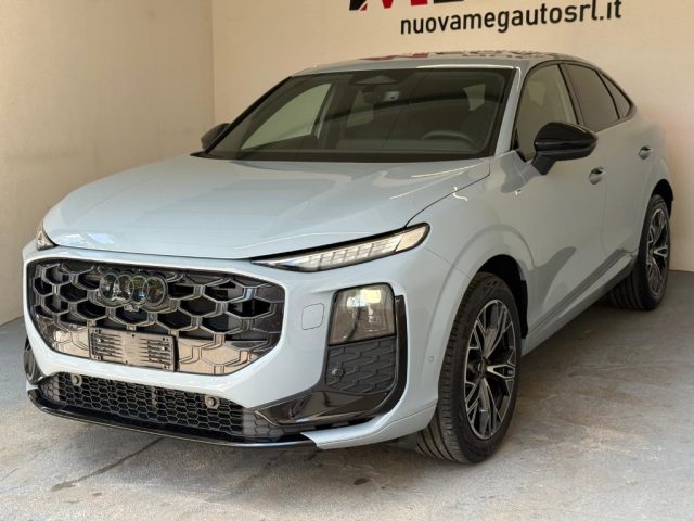 Audi Q3 SPB TDI 110 kW S tronic S Line edition - foto 2 di 4