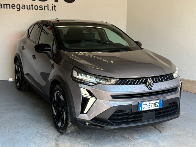 Renault Captur TCe 90 CV Techno - foto 2 di 4