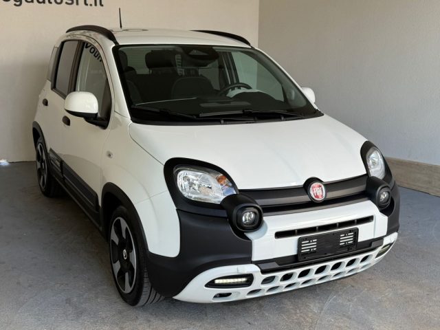 Fiat Panda Cross Pandina Cross 1.0 FireFly S&S Hybrid - foto 2 di 4