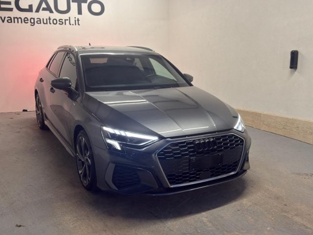 Audi A3 SPB 30 TDI S line edition - foto 3 di 4