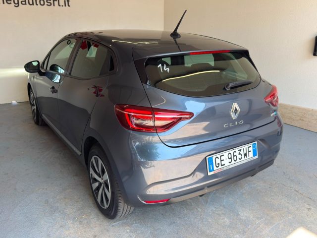 Renault Clio V 1.6 E-TECH Hybrid 140 Zen - foto 4 di 4